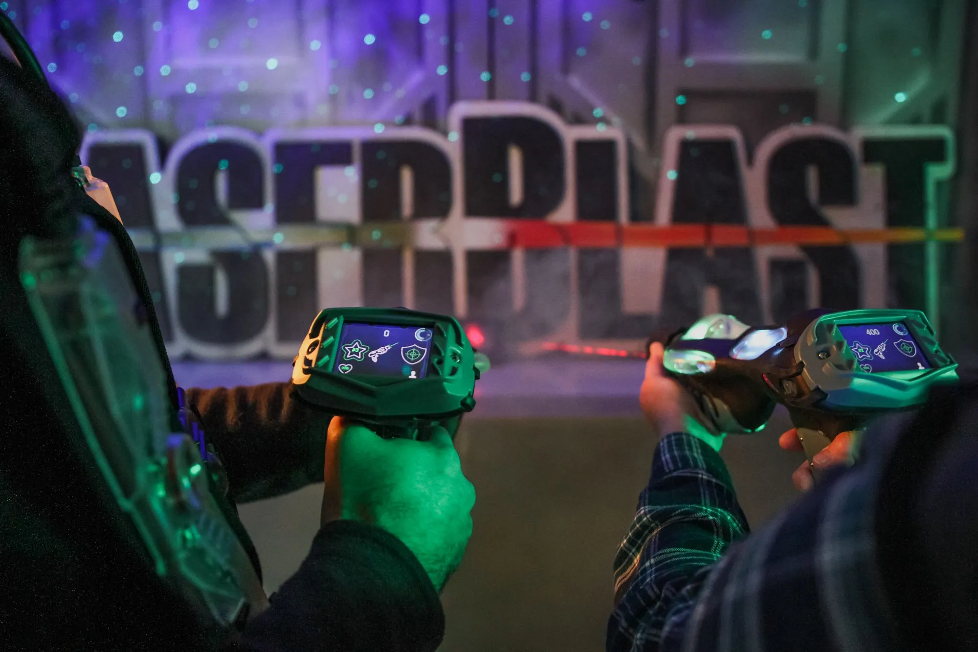 Markery używane podczas laser tagu — tymczasowe zdjęcie stockowe